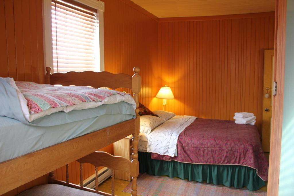 Auberge Du Cafe Chez Sam Baie-Sainte-Catherine Rum bild